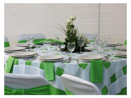 Montaje de mesa redonda