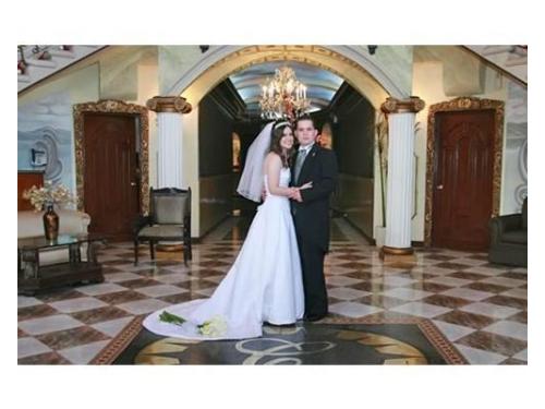 Los enamorados en la recepción del salón