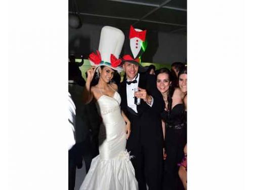 Sombreros especiales para novios