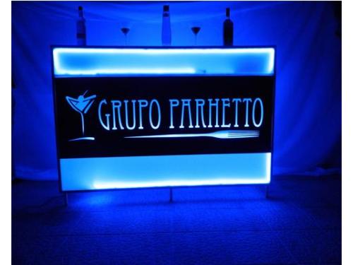 Barras iluminadas grupo parhetto