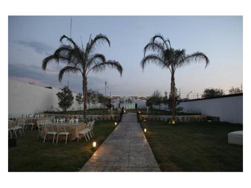 Amplio jardín para tu evento