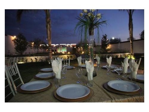 Montaje perfecto color beige