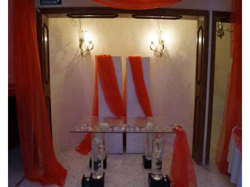 Mesa de novios iii
