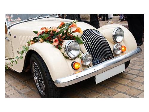 Decoración floral de autos