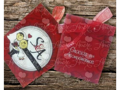 Dulcero para boda
novios en rojo