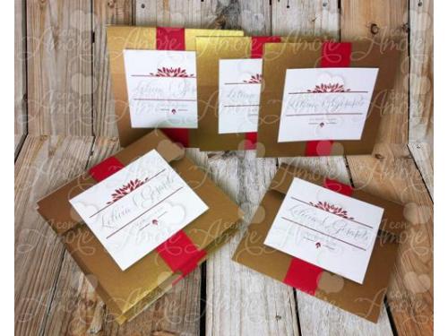 Invitacion de boda en dorado con detalles rojos