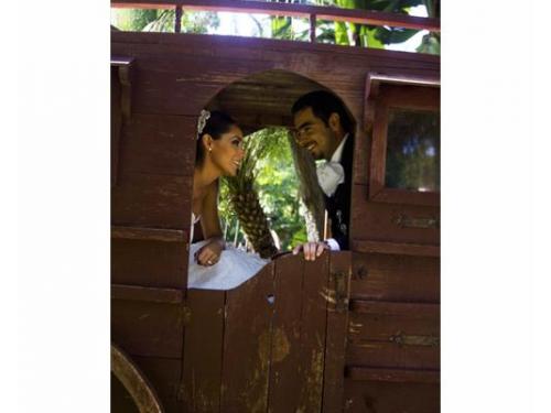 Novios en el carruaje