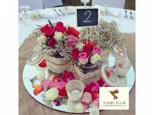 Centro de mesa vintage con encaje