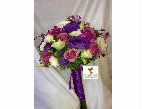 Bouquet listón morado
