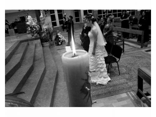 Novios en el altar