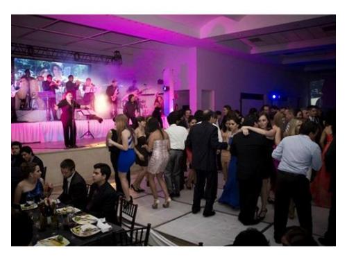 Pista para todos los invitados