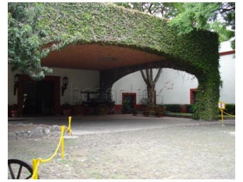 Entrada donde llegan los carruajes