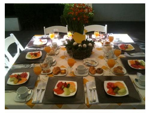 Mesa con fruta fresca