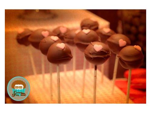Cake pop corazón rosa