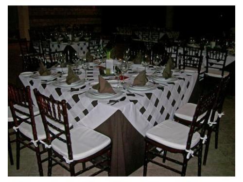 Mantelería y sillas