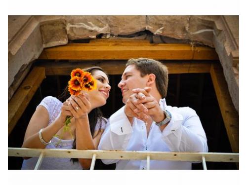 Novios en el balcón