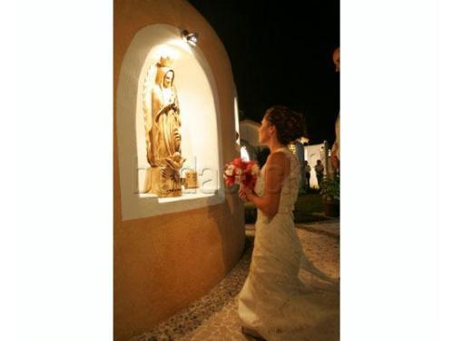 Ofrece tu ramo a la virgen