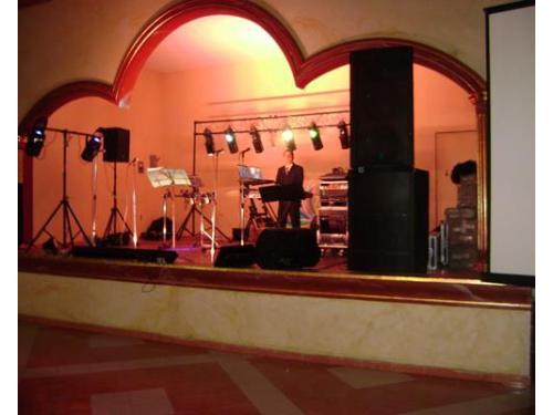 Equipo de audio e iluminación