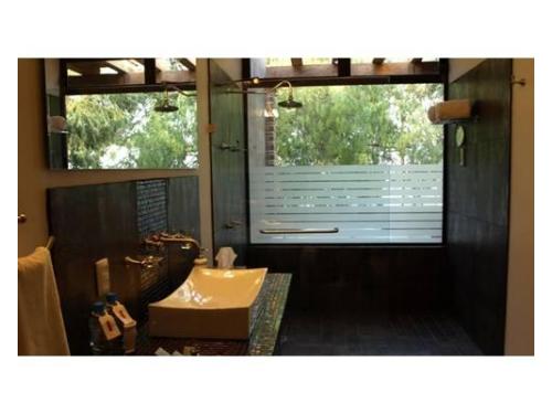 Amplios espacios en la habitación