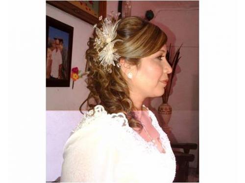 Peinado y maquillaje de novias
