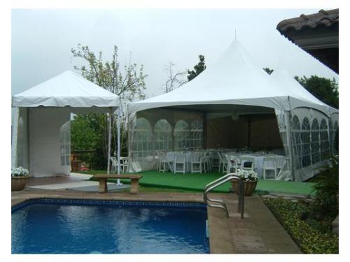 Carpas grandes y espaciosas