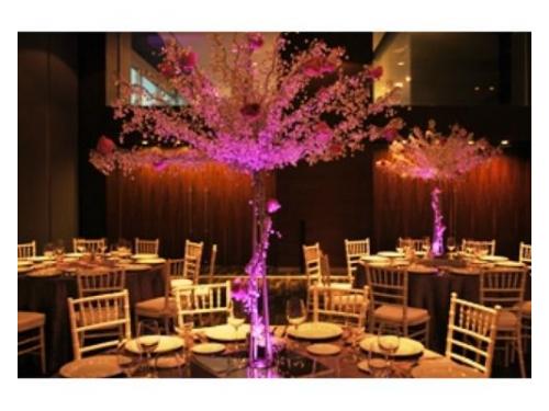 Elegantes centros de mesa a tu gusto