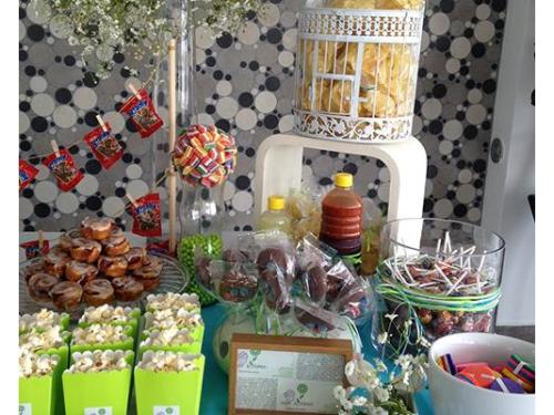 Mesa de dulces infantil