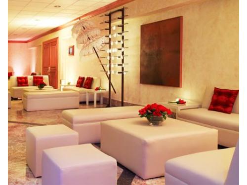 Salas lounge blancas