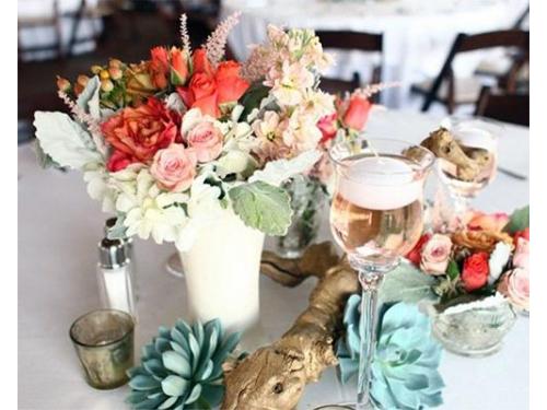 Coloridos centros de mesa