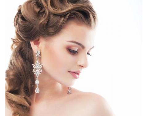 Peinado y maquillaje de novia