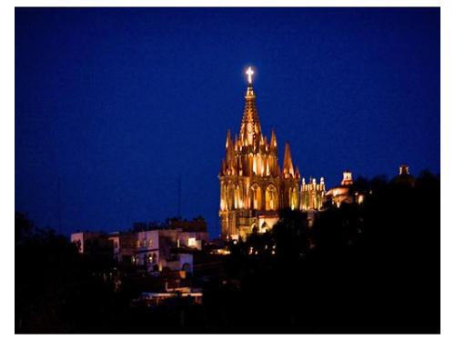Hermosa vista de la iglesia