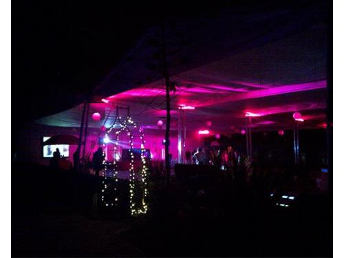 Decoración con iluminación vanguardista