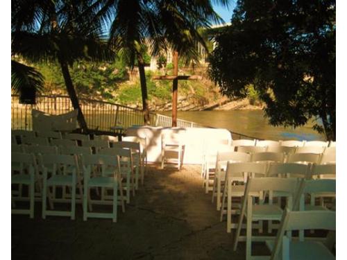 Montaje para ceremonia religiosa
