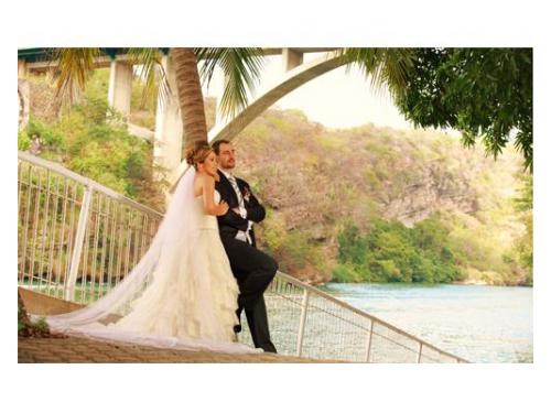 Novios en sesión de fotos