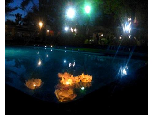 Exteriores con alberca