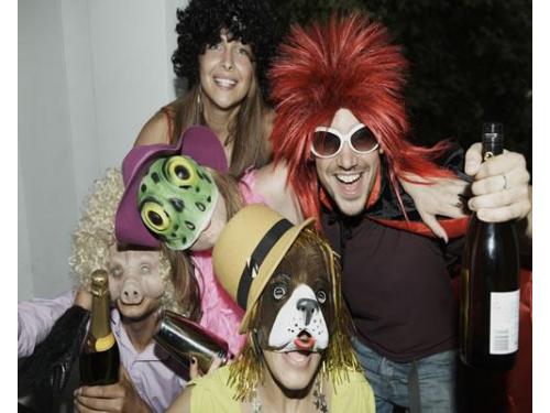 Sombreros de hule espuma, plástico y paja