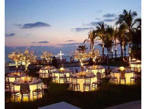 Luz debajo de la mesa