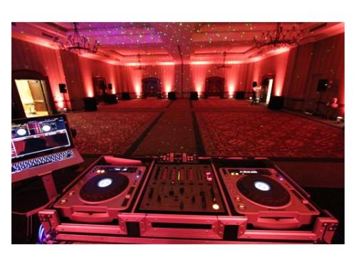 Equipo de audio e iluminación profesional