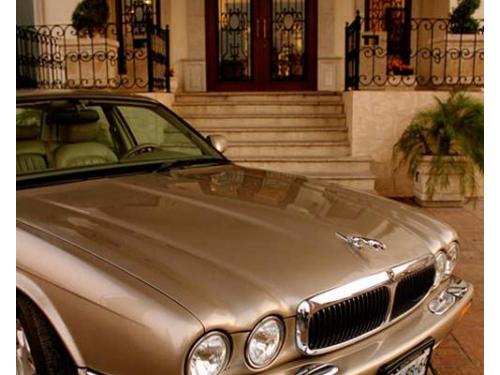 Auto del salón para tu trasnporte