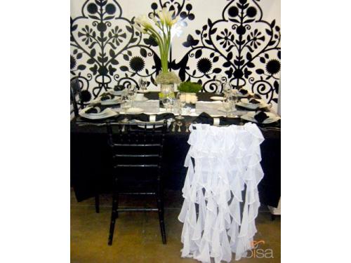 Elegante montaje negro