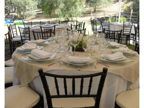 Decorado blanco en mesas