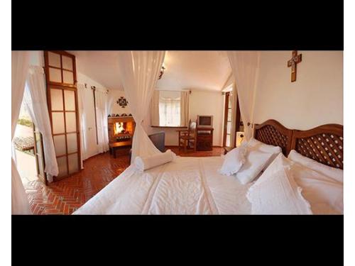 Habitación de novios con chimenea