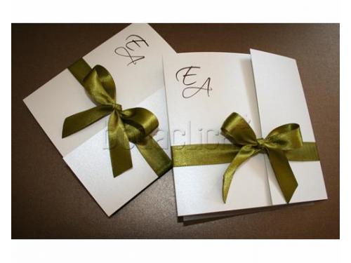 Variedad de colores en la invitación de tu boda