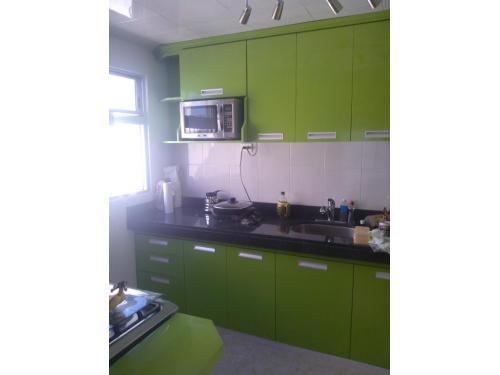 cocina minimalista en listinado