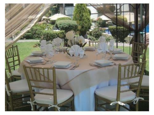 Montaje para boda en jardín