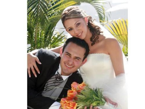 Lindo peinado y maquillaje para ese día tan importante