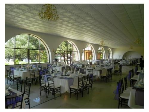 Montaje blanco con lila