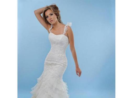 Vestido de novia con tirantes