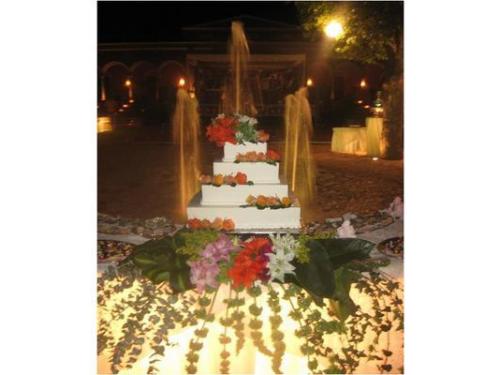 Pastel con detalles florales