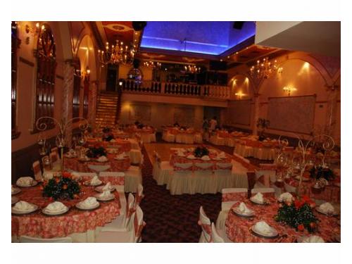 Excelente distribución de mesas